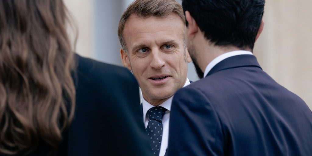 Макрон сделал неожиданное кадровое назначение