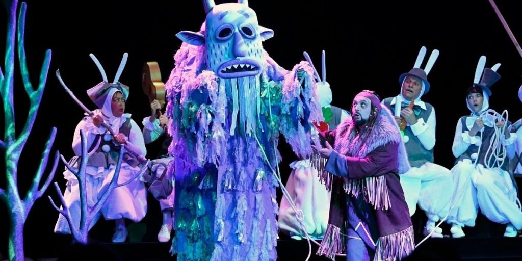 Festival Internazionale dei Burattini Gufo Polare a Murmansk: Una Celebrazione dell'Arte e della Cultura