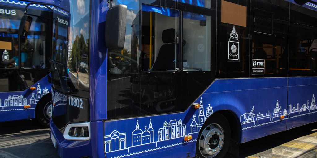 Blocco delle Carte di Trasporto ad Astrakhan: Impatto sugli Studenti e Possibili Soluzioni