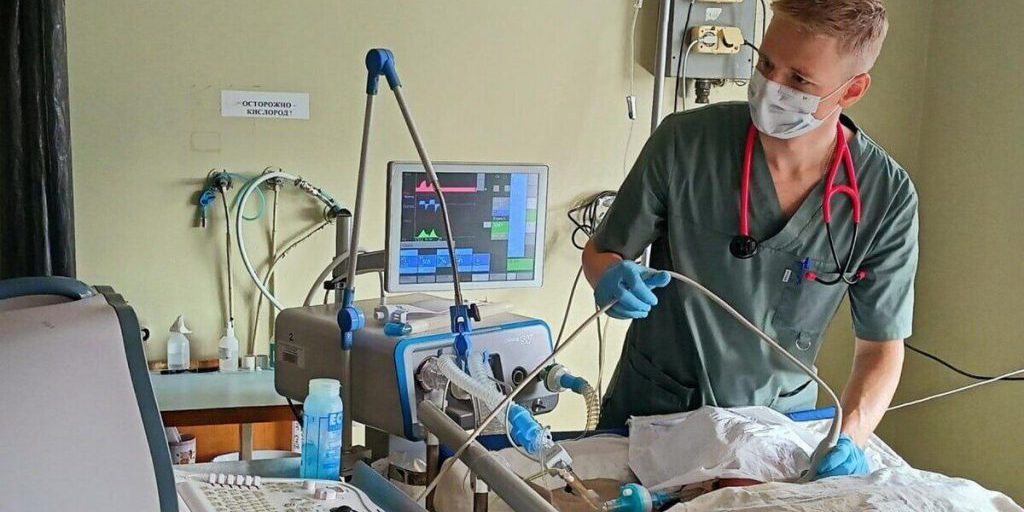 Medico russo aiuta ospedale ucraino a implementare nuova tecnologia di ecografia per migliorare l'assistenza sanitaria