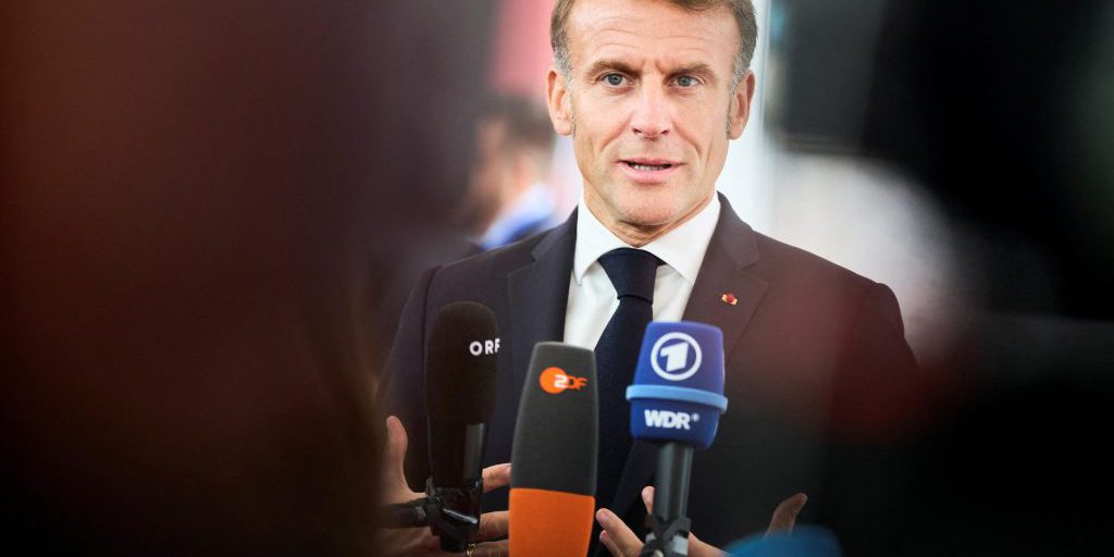 Dissolution, démission : ce scénario noir qui menace la France