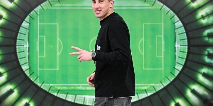 Stanislav Agkatsiev Eroe della Partita della Squadra Nazionale Russa contro la Bolivia