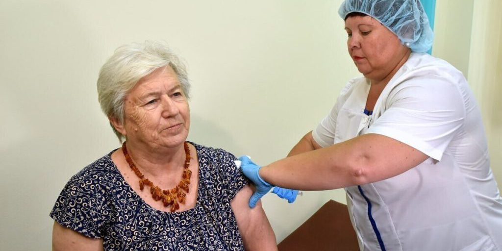 Более 590 тысяч крымчан привились от гриппа в ходе осенней кампании