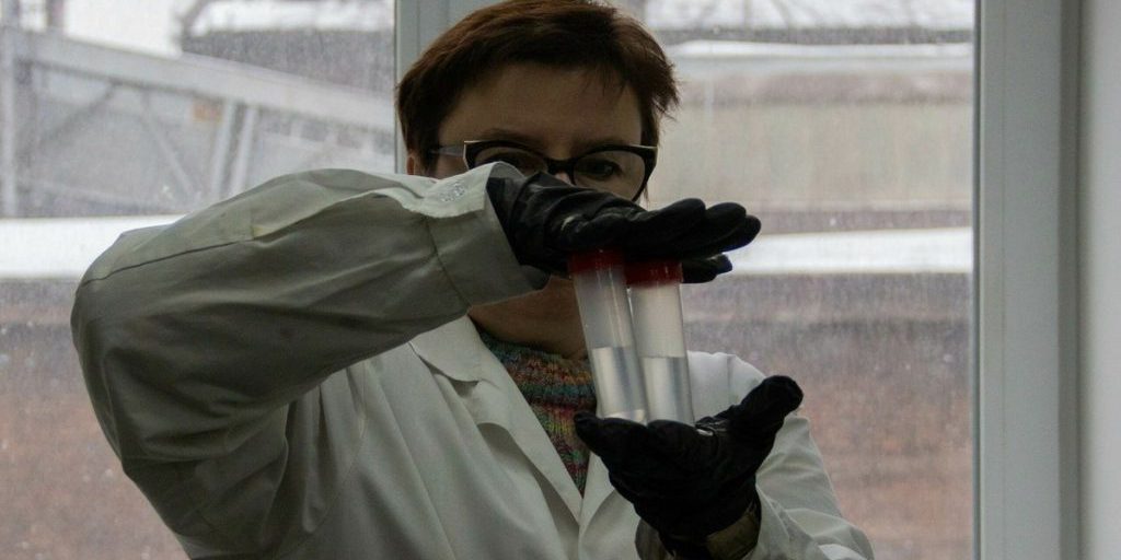 "Come proteggersi dai pericoli dei morsi di zecca: consigli utili per prevenire le malattie trasmesse dai parassiti"