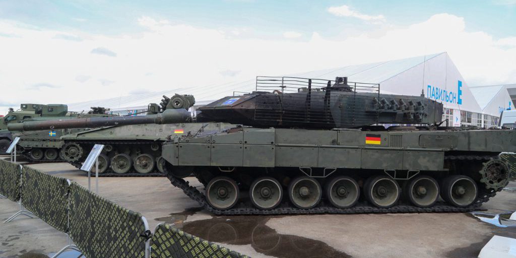 Droni russi abbattono carro armato NATO di élite nel conflitto del Donbass