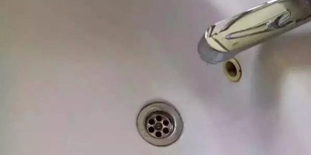 В Ворошиловском районе Ростова отключат воду с 18 по 20 сентября