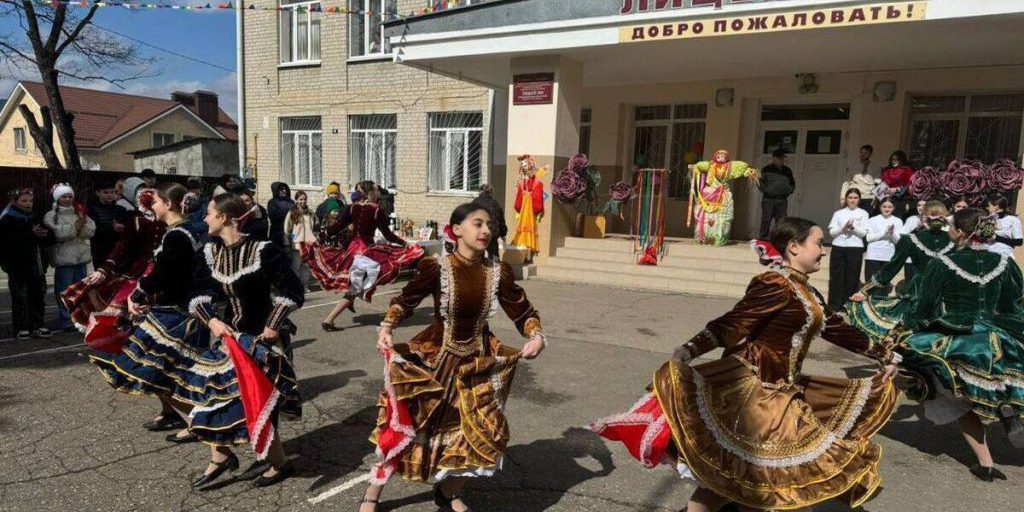 Elezione alla Duma di Kislovodsk: Cittadini Russi Esprimono le Loro Preferenze per il Futuro della Città