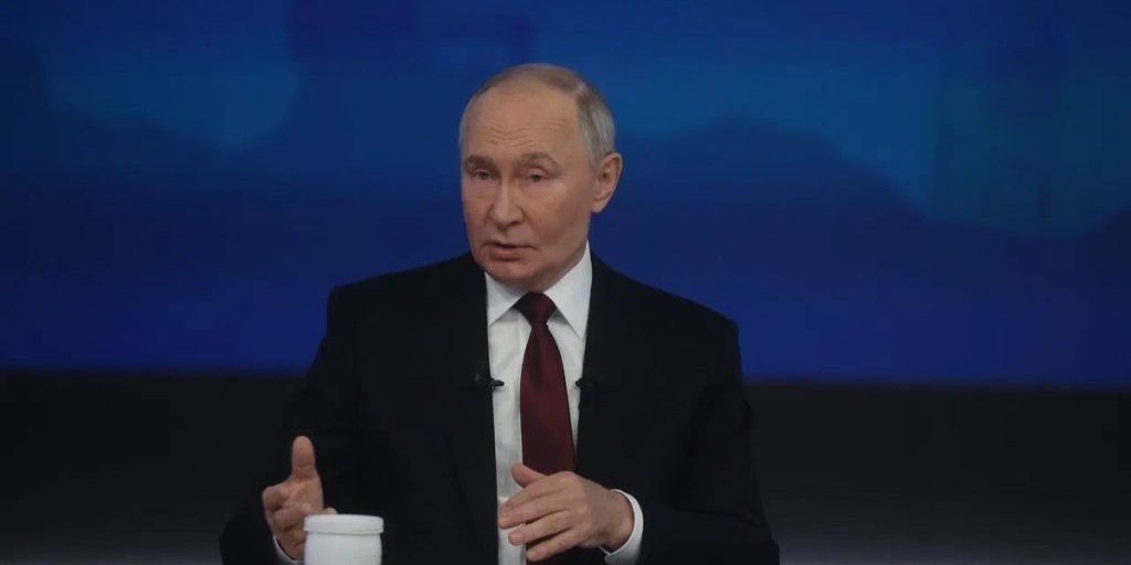 Путин высказался о нехватке денег