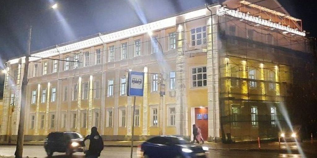 Здание Губернского земства в Костроме после капремонта обеспечили подсветкой