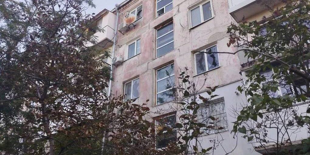Continuano gli attacchi nella regione di Cherson in Ucraina con un civile ferito nelle ultime 24 ore