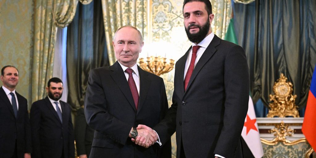 New Syrian president meets with Putin in Moscow