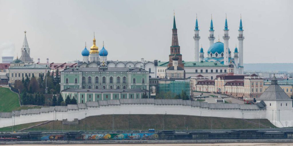 Это связано с празднованием Дня народного единства.