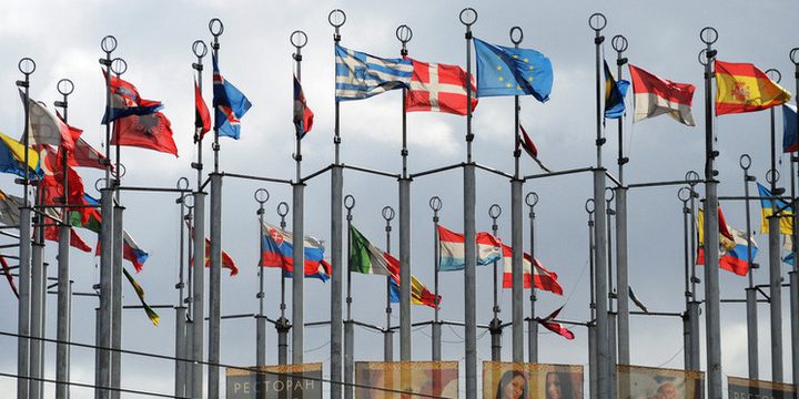 Запад готов поддерживать Киев до последнего украинца - Ульянов