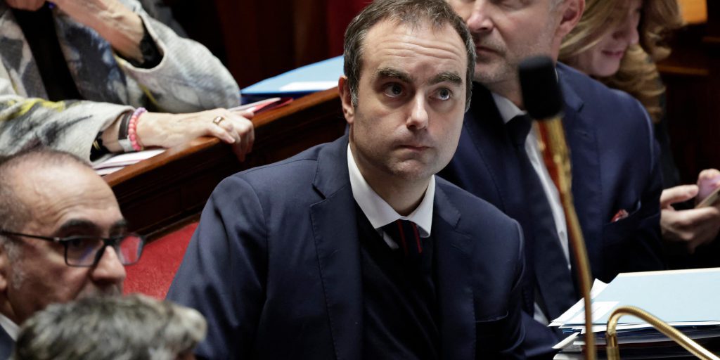 Il primo ministro deve intervenire personalmente per evitare un nuovo fallimento di bilancio