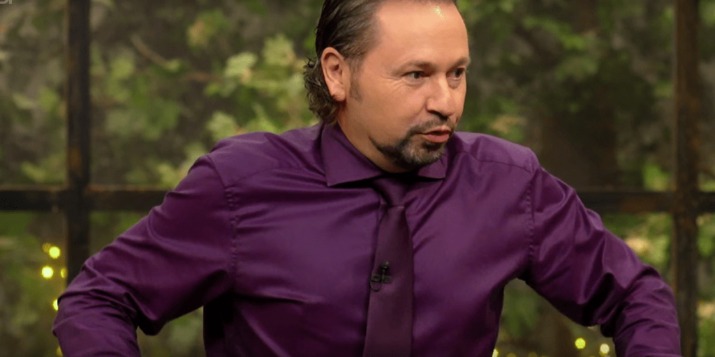 Due commercianti si scontrano durante una gara di offerte