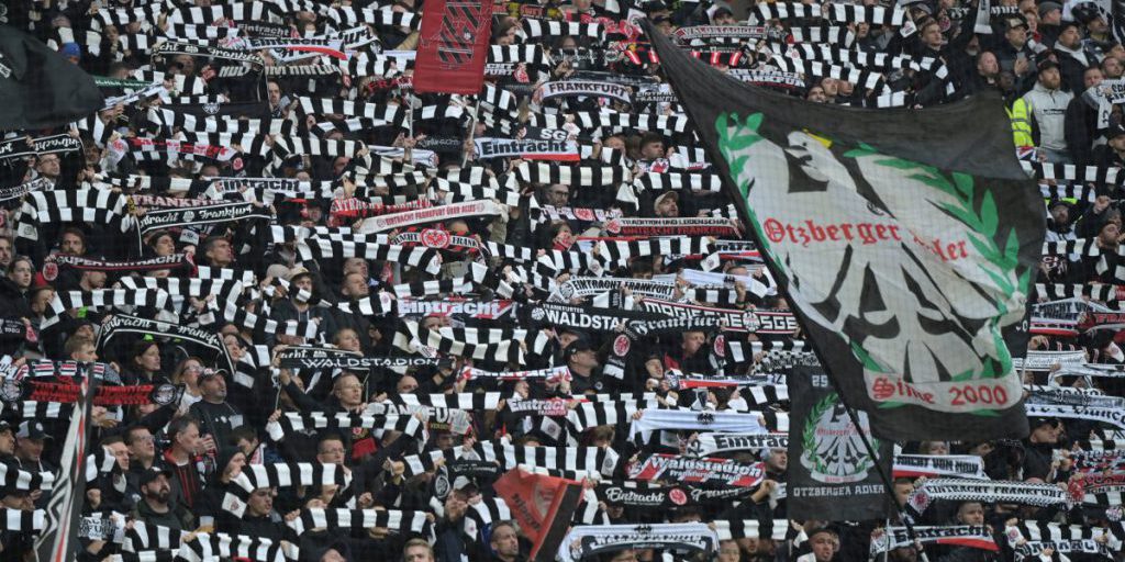 L'Eintracht Frankfurt annuncia una notizia amara che potrebbe cambiare il futuro della squadra