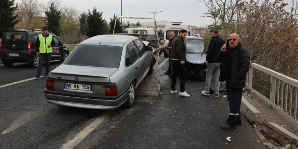 Incidente Stradale a Nevşehir: Due Feriti e una Giustificazione Incredibile