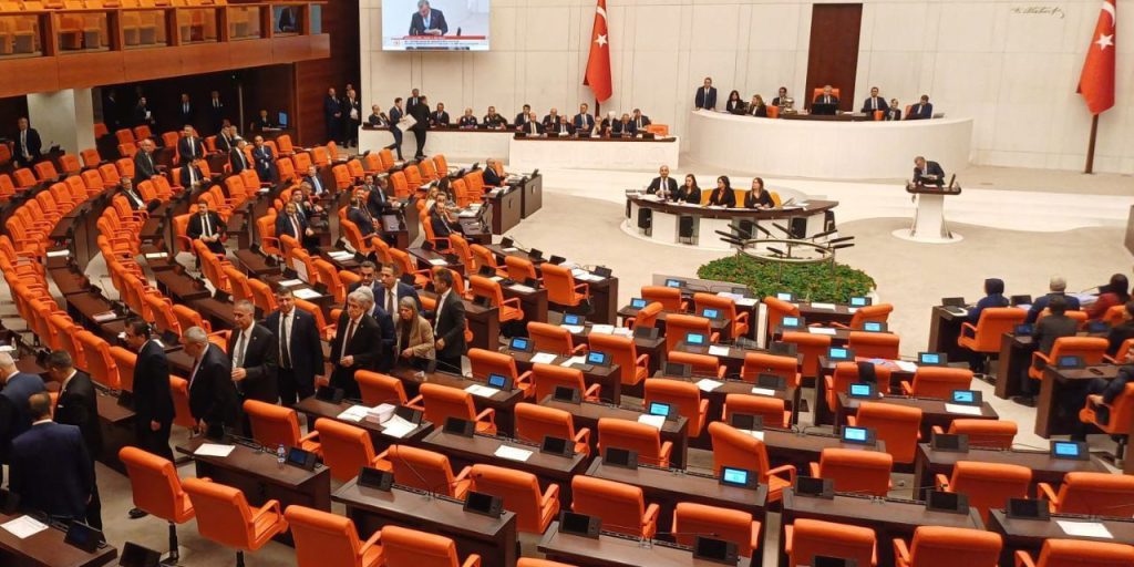 Kirada istisna kalkıyor, cezalar iki katına çıkıyor! Kanun teklifi Meclis başkanlığına sunuldu