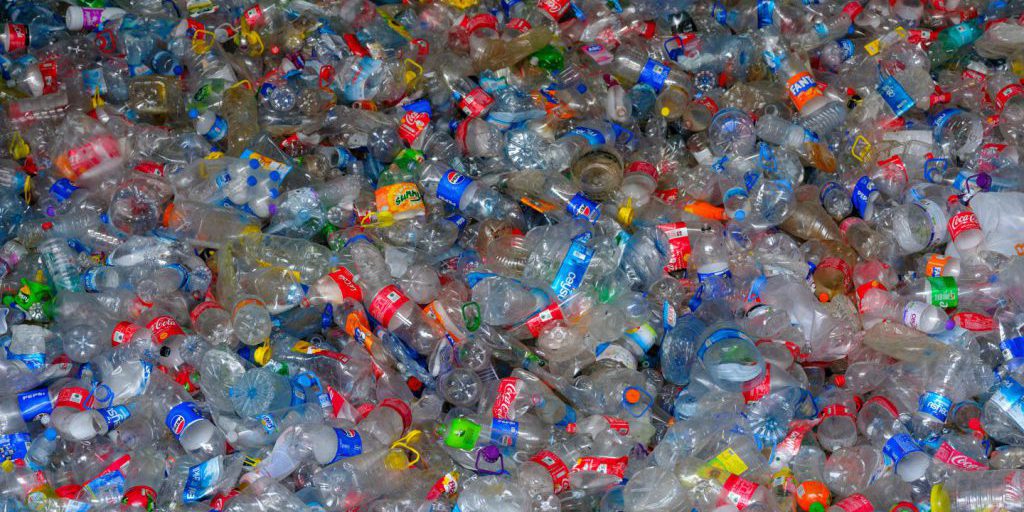 Crisi del Riciclo della Plastica in Italia: le Imprese Denunciano l'Impossibilità di Proseguire le Attività