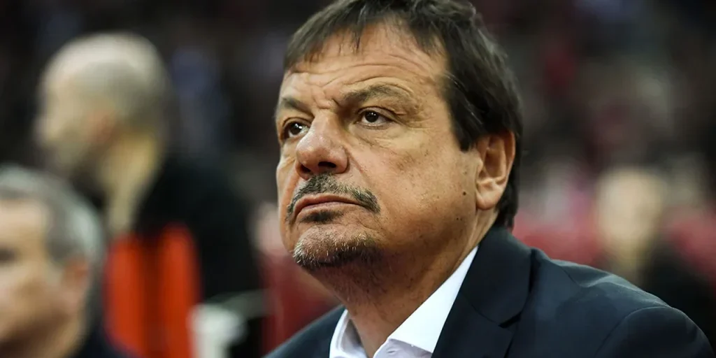 Panathinaikos: Ergin Ataman risponde alle critiche dopo la seconda sconfitta in EuroLeague
