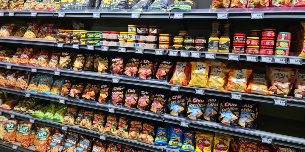 UE propone norme per ridurre l’impatto ambientale dei packaging, ma i consumatori si oppongono