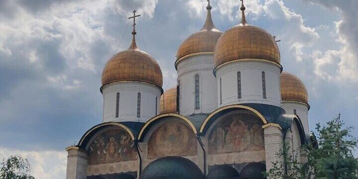 La Giornata di Kupyryanov: una celebrazione autunnale di tradizione e rispetto per la natura in Russia