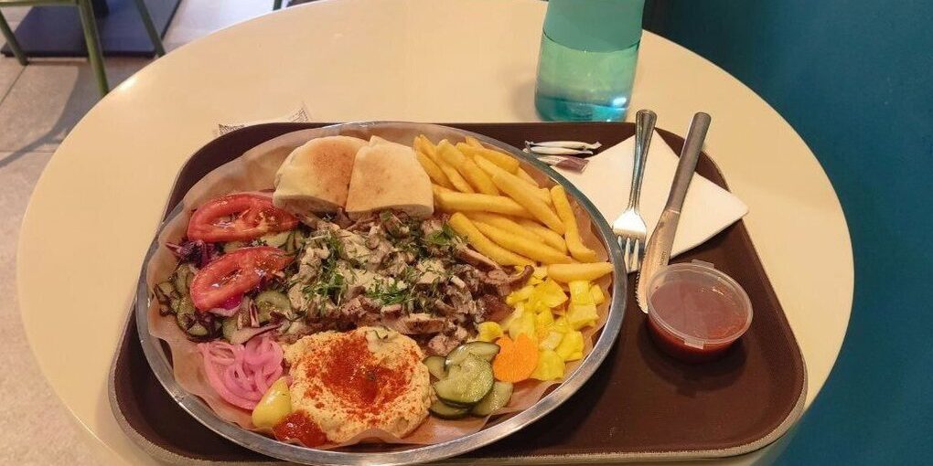 Роспотребнадзор Петербурга предостерег СПбГАСУ за возможное закрытие столовой