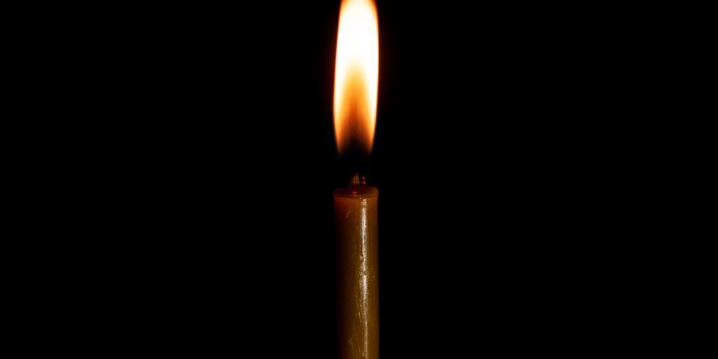 На 52-м году жизни умер четырехкратный лауреат Grammy