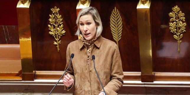 Interdizione dei telefoni cellulari nelle scuole superiori per studenti sotto i 15 anni approvata dai deputati