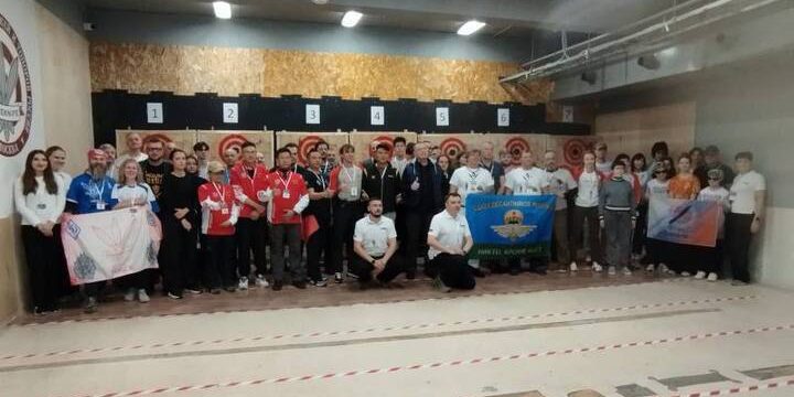 Меткая тамбовчанка: Тамара Агапова завоевала серебро на русско-китайском турнире по метанию ножей