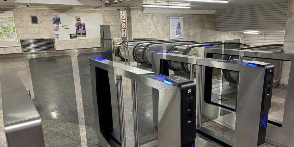 Оплату по биометрии внедрят в новосибирском метро до конца года