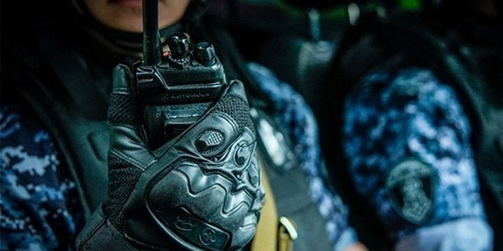 В Пензе женщина устроила дебош в караоке-баре из-за коктейля