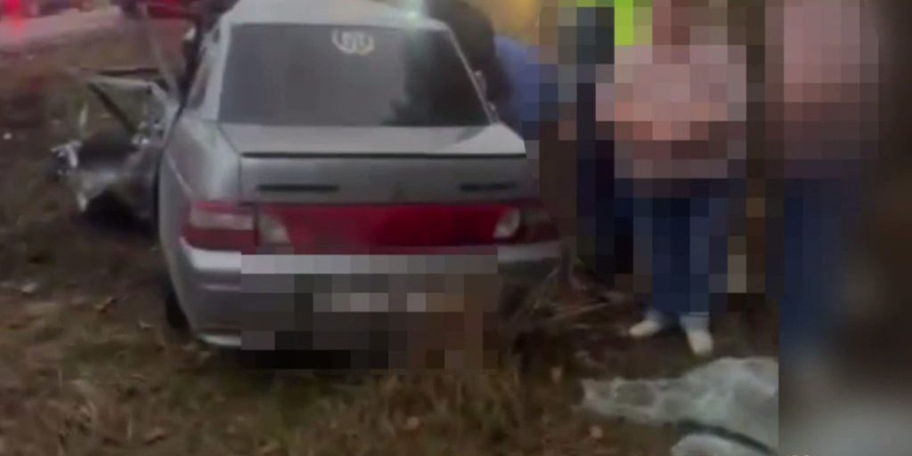 В Белгородской области парень и девушка пострадали в ДТП с грузовиком