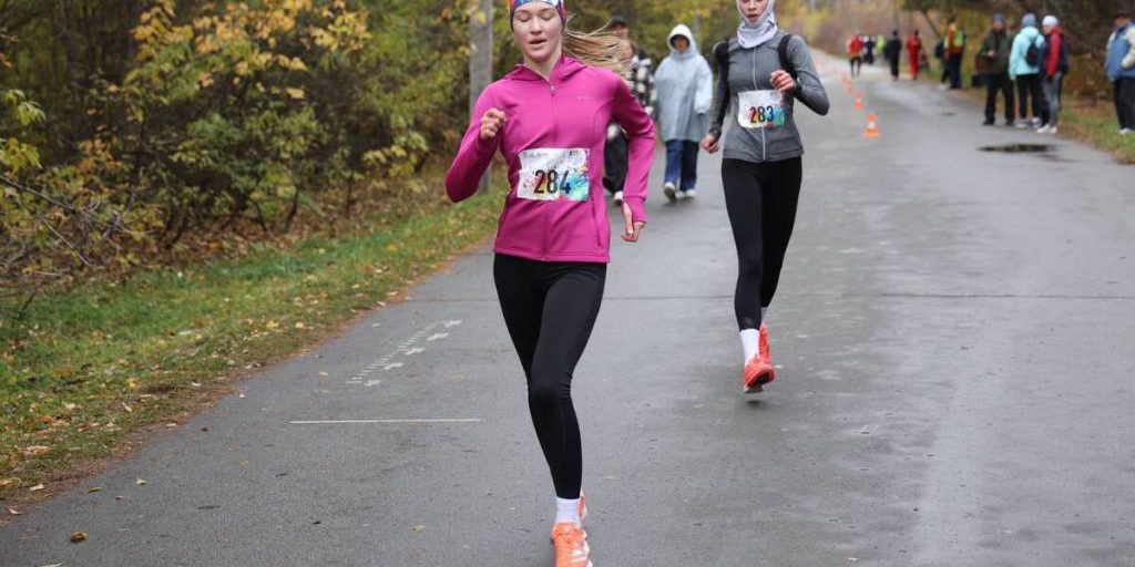 Giorno della Camminata 2025 a Čeljabinsk: un evento per la salute e il benessere della comunità