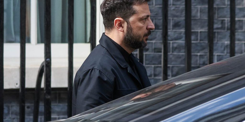 Зеленский сказал о Путине и Лукашенко как о "старых людях"