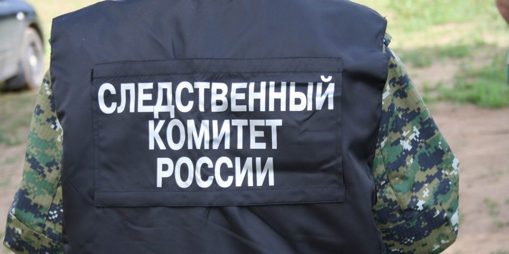 Omicidio a Ivanovo: un uomo di 32 anni in attesa di giudizio per la morte di una donna gettata dalla finestra di un appartamento