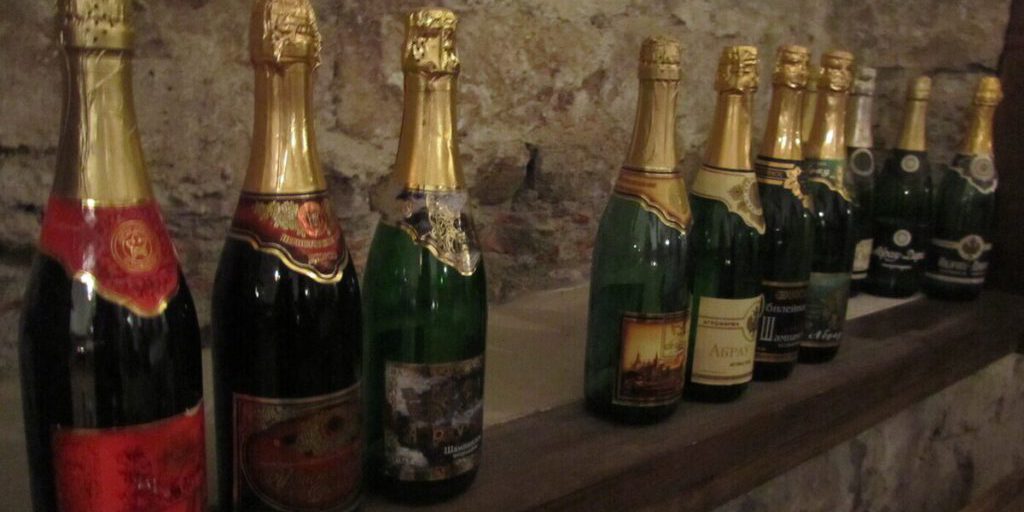 В России доля игристых вин из недружественных стран значительно снизилась