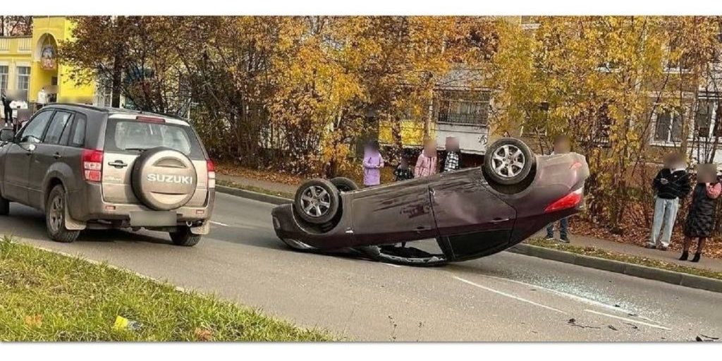 Костромское везение: ДТП в Давыдовском микрорайоне чудом обошлось без пострадавших