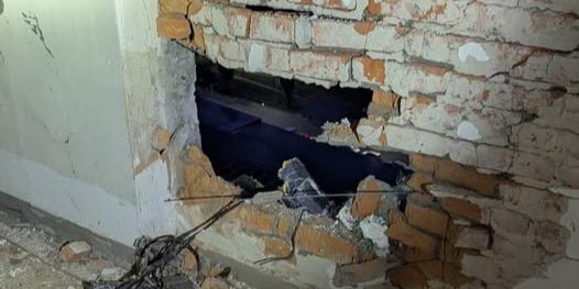 Debris di drone russo colpisce la casa di un deputato ucraino a Kiev