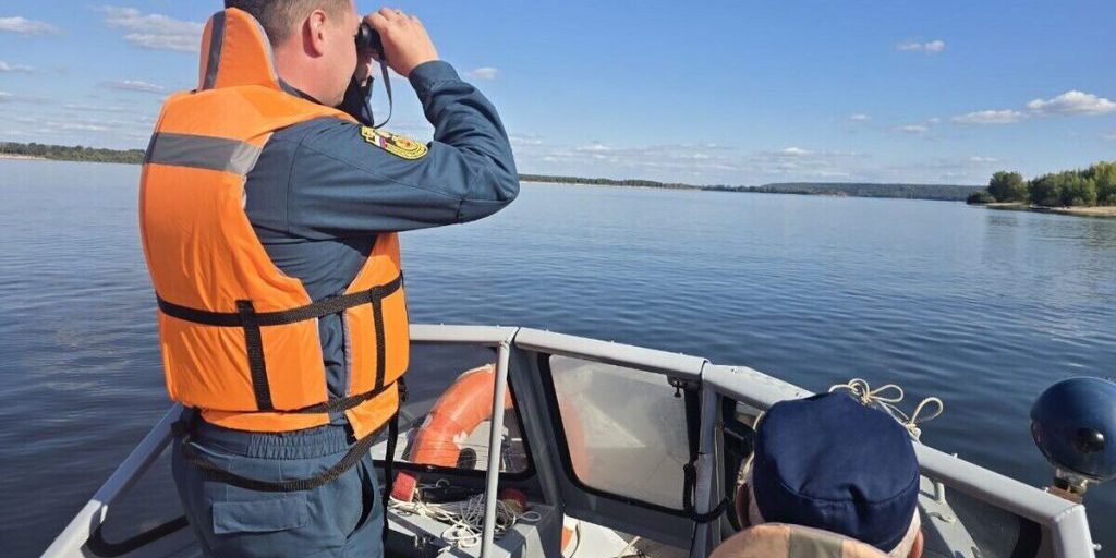 Безопасность на воде под контролем: в Новочебоксарске прошёл рейд спасателей