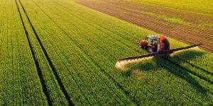 PFAS: la minaccia silenziosa per gli agricoltori statunitensi e l'ambiente