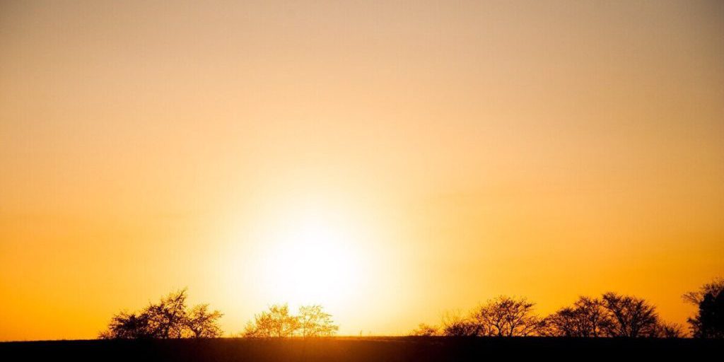 Магнитная буря 16 октября 2025 года: геоудары с Солнца усилятся до 6 баллов из 9