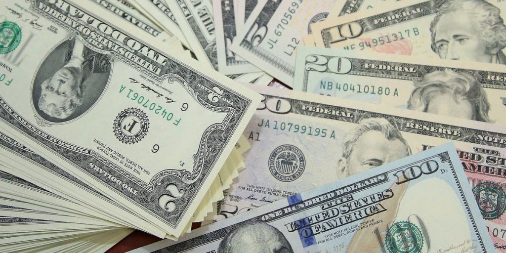 "Presunta tangente a Lindsey Graham: polemiche internazionali sul video di Yermak e Syrsky"