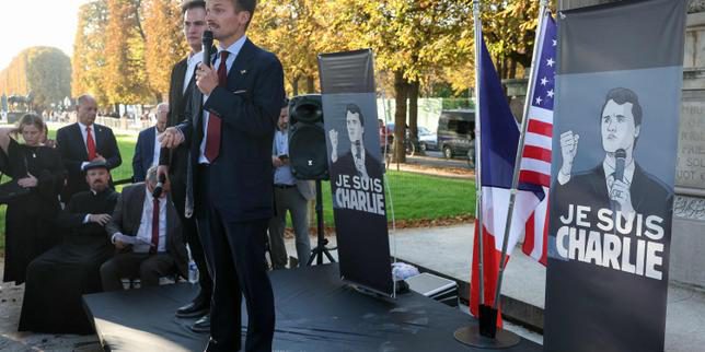 « Charlie Kirk, nous voilà ! » : à Paris, une partie de l’extrême droite rend hommage à l’influenceur américain