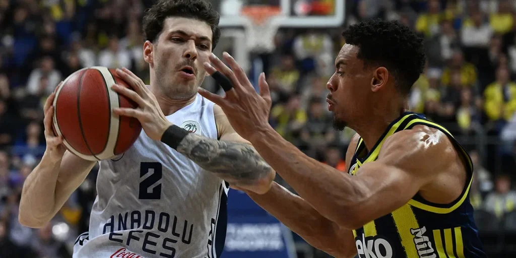 Fenerbahçe supera l'Anadolu Efes in tempo supplementare