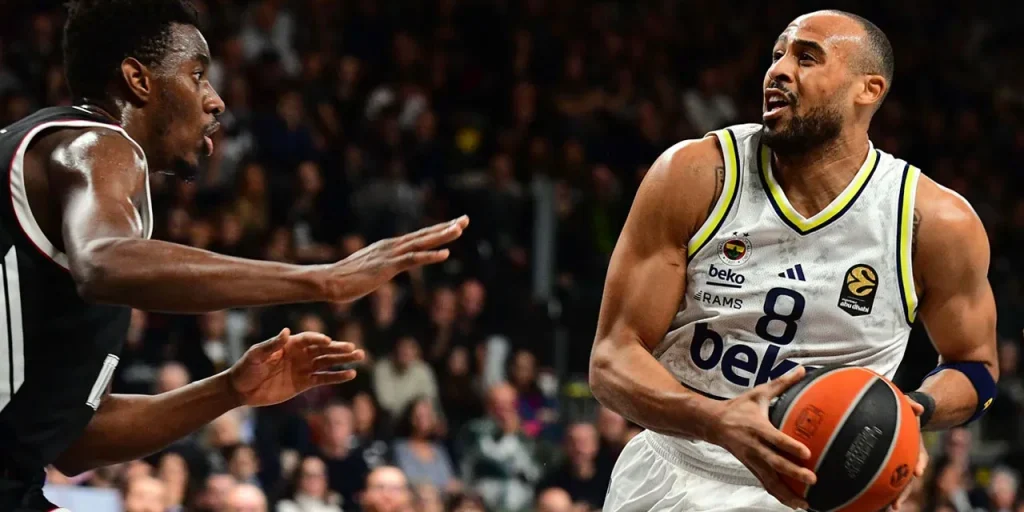 Fenerbahçe Beko vince 85-80 contro Virtus Bologna in Italia