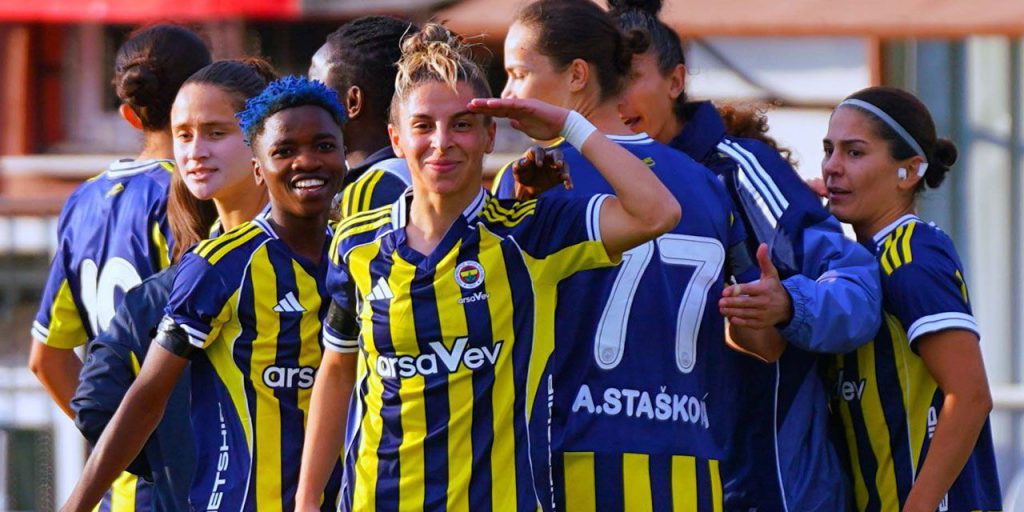 Il Fenerbahçe continua a vincere senza sconfitte nella Turkcell Kadın Futbol Süper Ligi