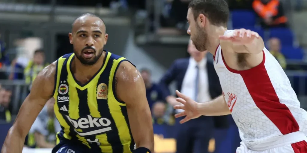 Fenerbahçe Beko prende la vetta della classifica dopo vittoria 89‑58 su Bahçeşehir Koleji