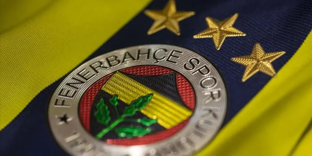 Fenerbahçe firma contratti con cinque giovani talenti del calcio
