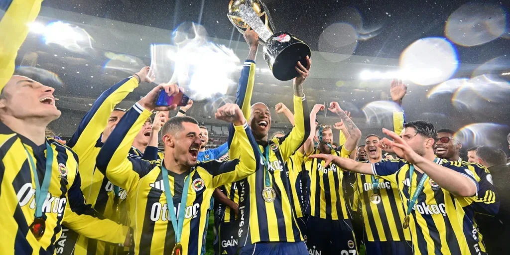 Fenerbahçe vince la Super Cup, Levent Mercan infortunato per 1,5 anni